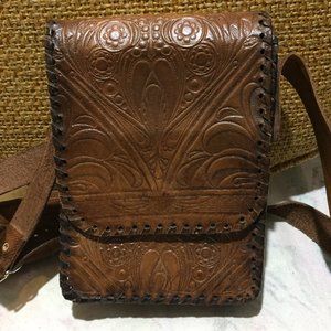 VINTAGE LEATHER SADDLE MINI HANDBAGS